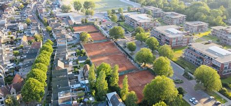 Tennispark De Hout.